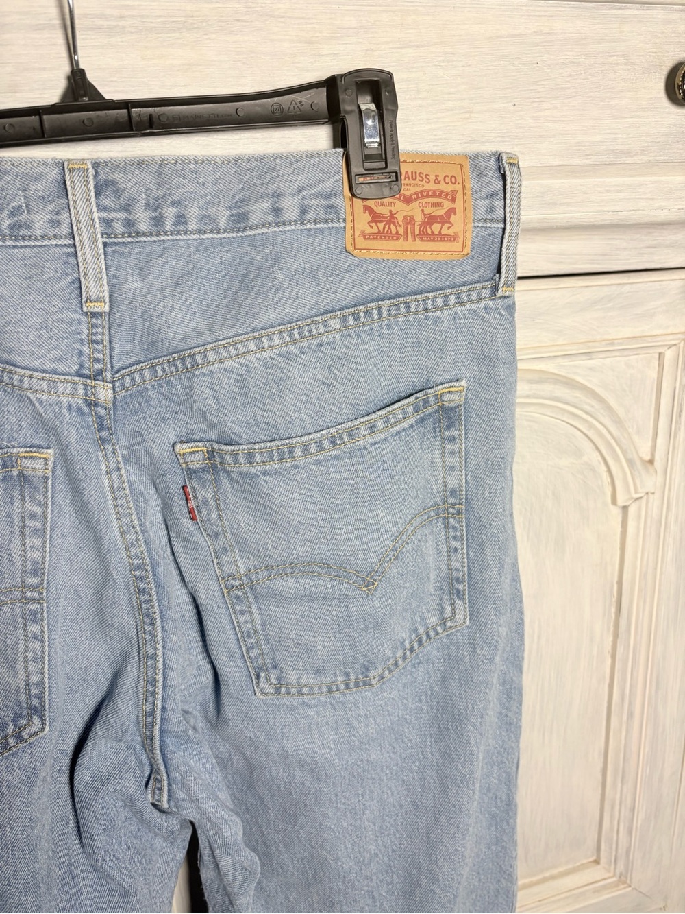 Levi’s ‘94 Baggy Jeans Riveting Wash Cool Girl Relaxed Everyday Effortless - Picture 11 of 12